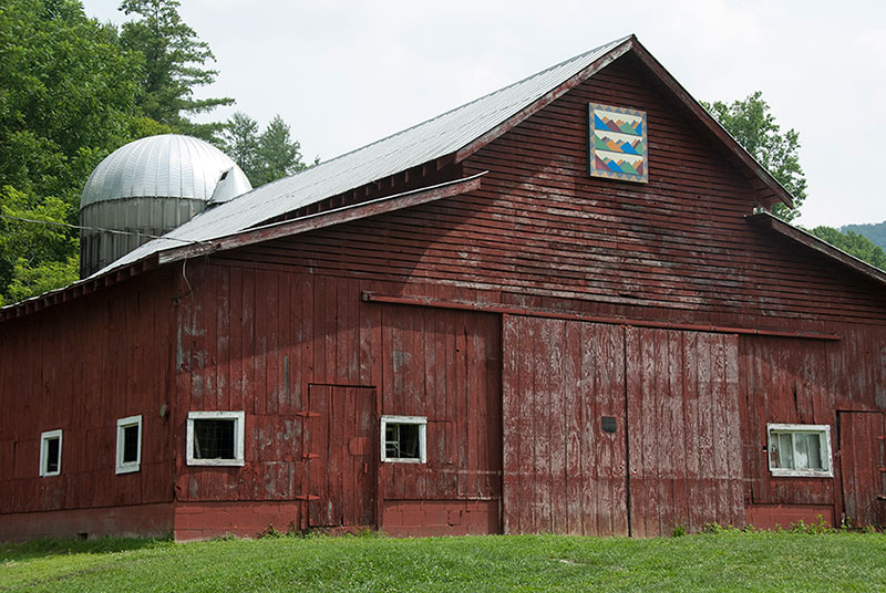 SmokyMtnMeadows-square-installed quilt block on large red barn