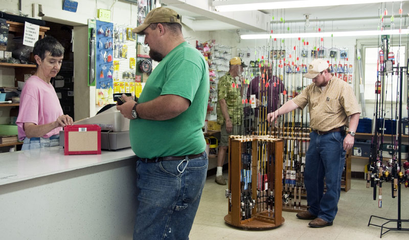 Simonds Bait, Fishing Tackle Shop, NC Fishing License - Bryson City NC