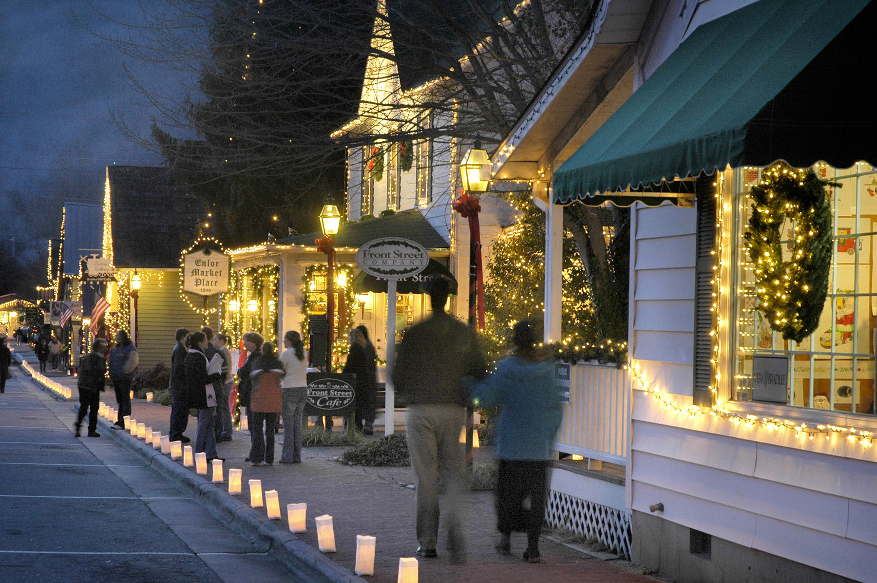 Dillsboro Lights & Luminaries Great Smokies