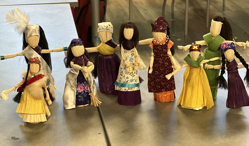 Cherokee corn husk dolls top